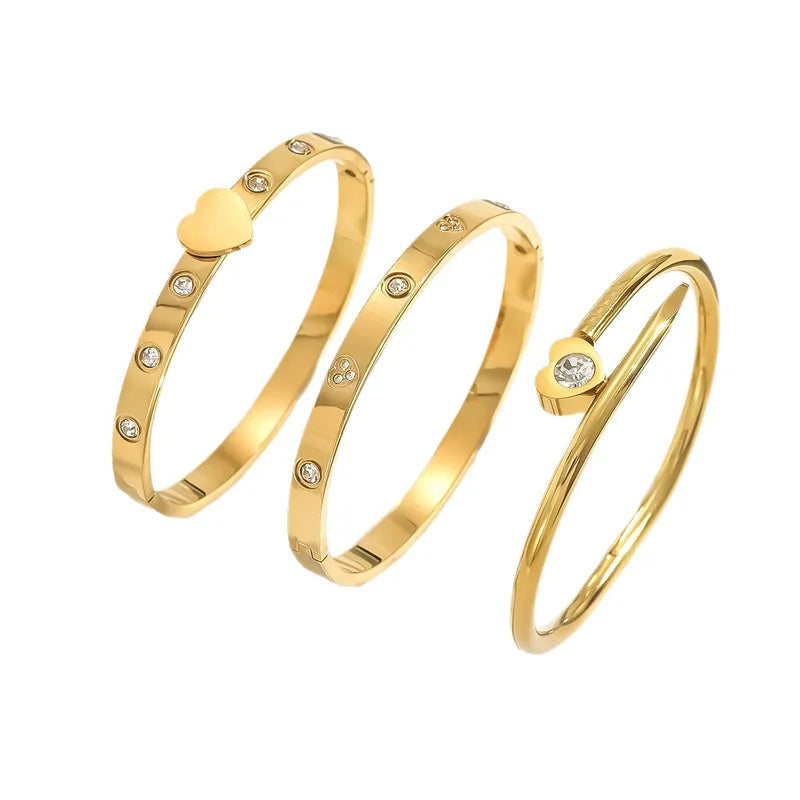 Women’s Flowers Bangle in Titanium Steel with 18K Real Gold Plated PVD Coating and Zircon Inlay